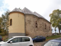 pohled zezadu zleva