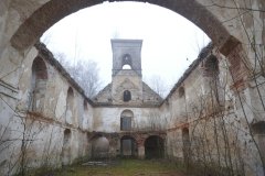 pohled do interiéru - přední část