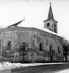 starší foto kostela