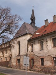 pohled zepředu zprava