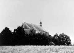 pohled zezadu zleva