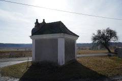 pohled zezadu zprava