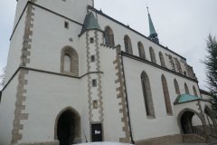 pohled zepředu zprava