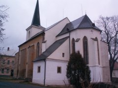 pohled zezadu zprava