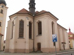 pohled zezadu zleva
