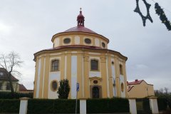 pohled zepředu zleva