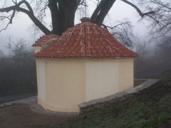pohled zezadu zprava