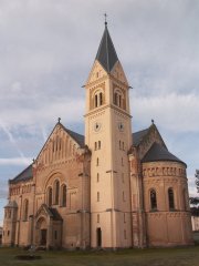 pohled zezadu zprava