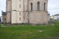 pohled zprava