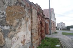 pohled zleva