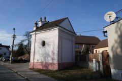 pohled zezadu zprava