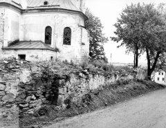 starší foto kostela