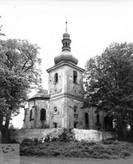 starší foto kostela
