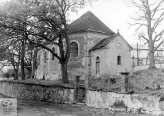 starší foto kostela