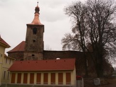 pohled zleva