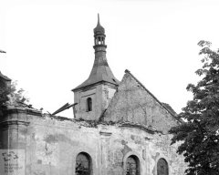 kostel po zřícení krovu