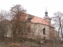 pohled zezadu zleva - nové části střechy