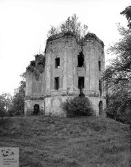 zřícenina kostela