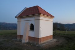 pohled zezadu zprava