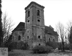 starší foto kostela