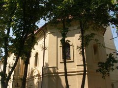 pohled zezadu zprava
