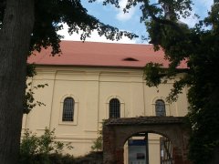 pohled zprava