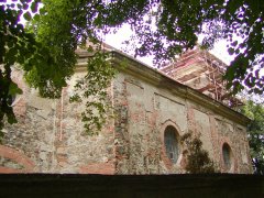 pohled zezadu zleva