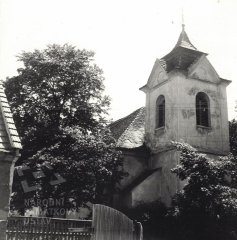 starší foto kostela