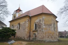 pohled zezadu zprava