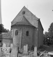 starší foto kostela
