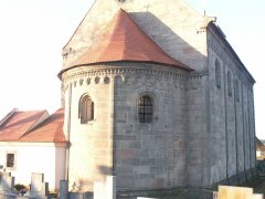 pohled zezadu zleva