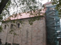 pohled zleva