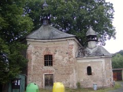 pohled zprava