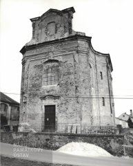 kostel před renovací