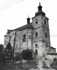 kostel před renovací