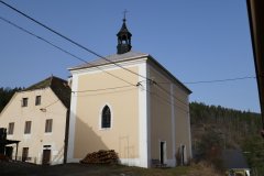 pohled zepředu zprava