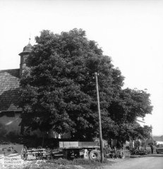 starší foto kostela