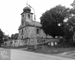 starší foto kostela
