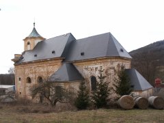 pohled zezadu zprava