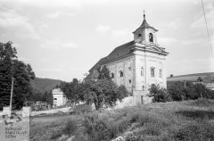starší foto kostela