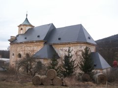 pohled zezadu zprava