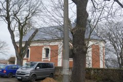 pohled zezadu zprava