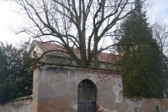 pohled zezadu zleva
