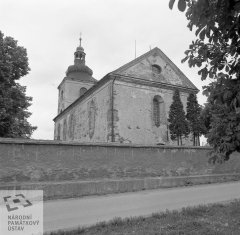 starší foto kostela