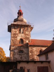 pohled na přední část zprava