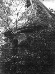 starší foto kostela - presbytář