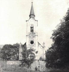 starší foto kostela - pohled zepředu