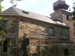 pohled zezadu zleva
