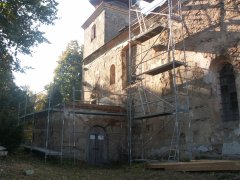 pohled zezadu zprava