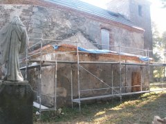 pohled zezadu zleva
